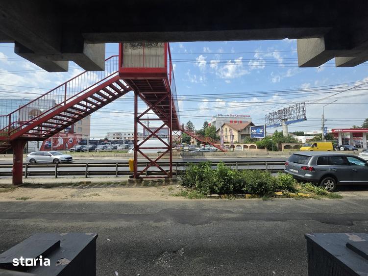 Spațiu comercial, de 90 mp, în Central