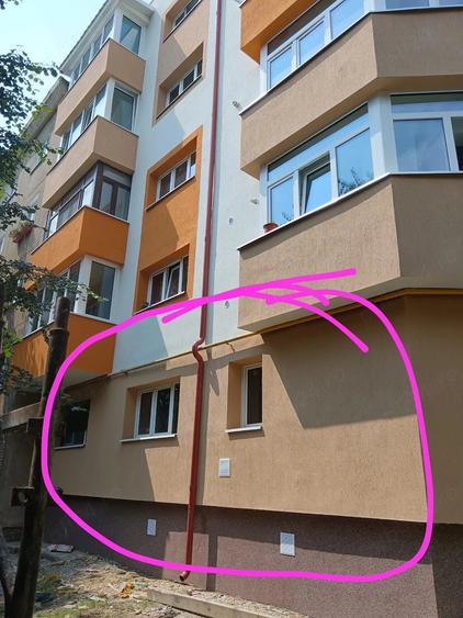 Garsonieră decomandată în Coman