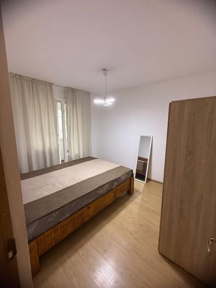 Apartament cu 2 camere semidecomandat, mobilat în Blașcovici