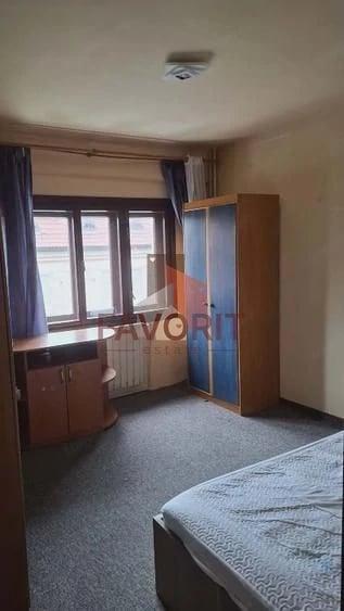 Apartament cu 3 camere decomandat în Favorit