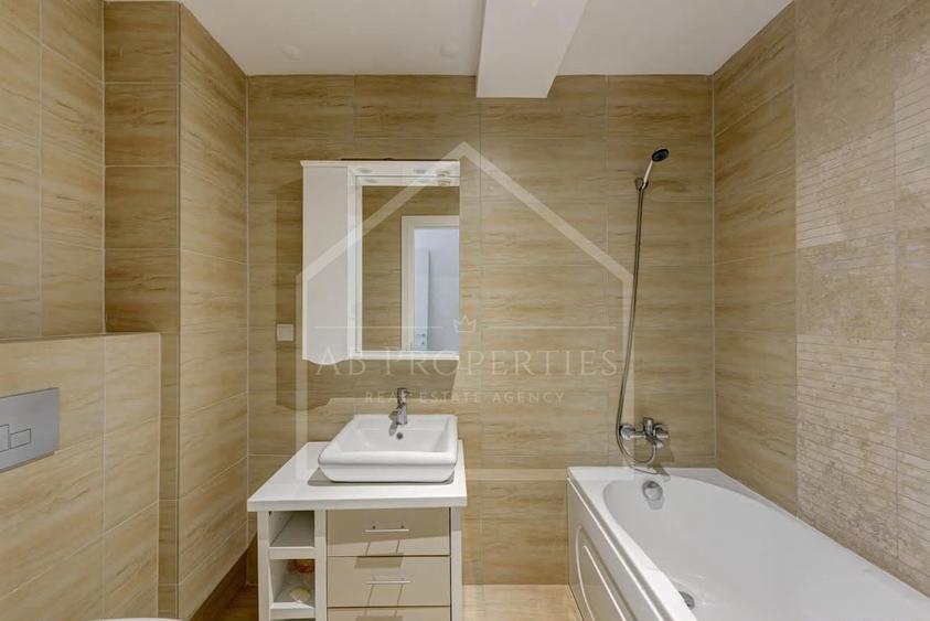 Apartament cu 3 camere decomandat, mobilat în Ștefăneștii de Jos