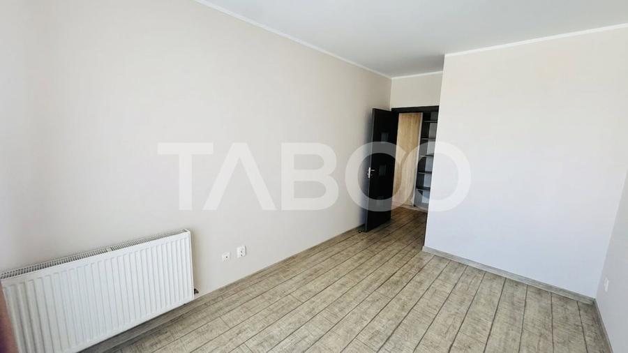 Apartament cu 3 camere decomandat, mobilat în Lupeni