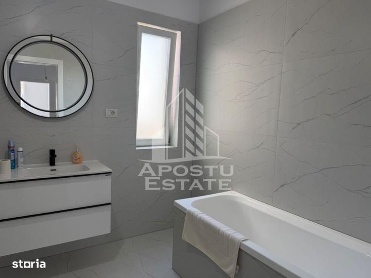 Casă cu 4 camere în Remetea Mare