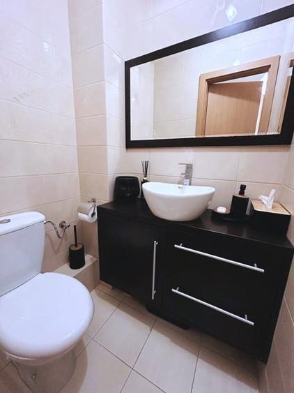 Apartament cu 3 camere decomandat, mobilat în Bucovina