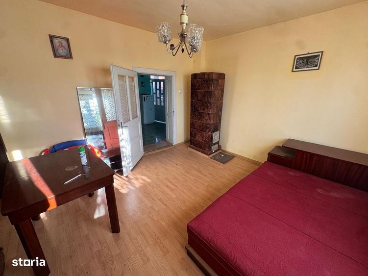 Casă cu 3 camere în Recea-Cristur