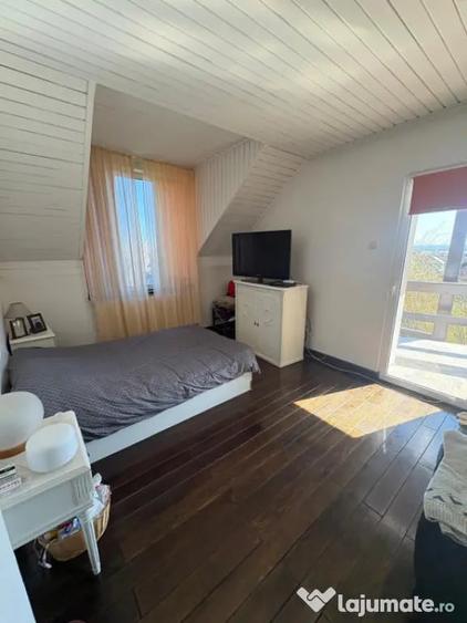 Casă cu 5 camere cu Teren 1500 Mp în Central