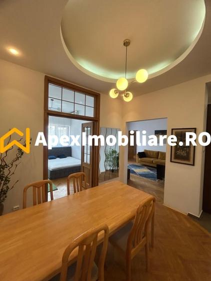 Apartament cu 3 camere semidecomandat, mobilat în Universitate
