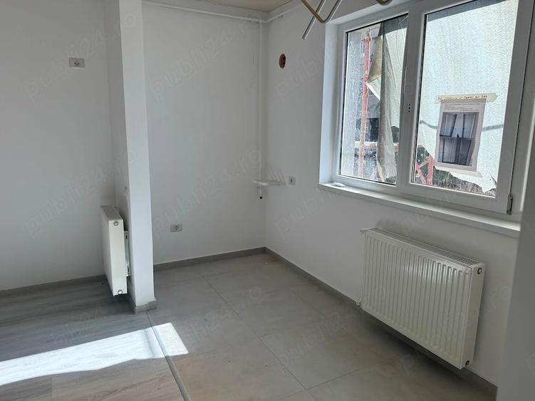 Apartament cu 2 camere semidecomandat în Roșu