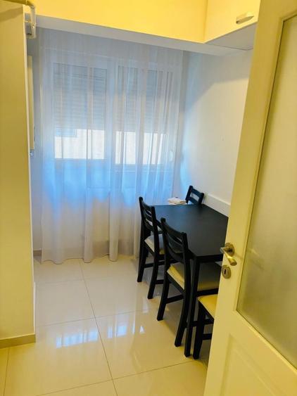 Proprietar, inchiriez apartament 2 camere - 6