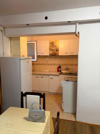 Apartament cu 2 camere nedecomandat în Micro 14