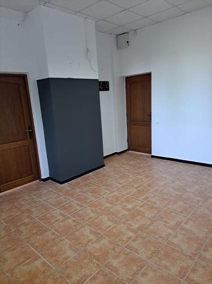 Spațiu comercial, de 59 mp, în Buda