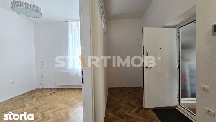 Apartament cu 4 camere în Central