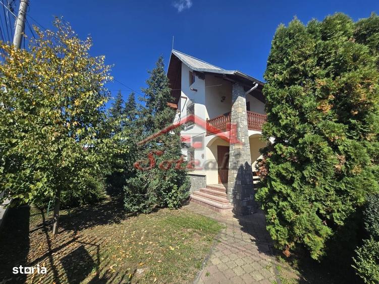Casă cu 4 camere cu Teren 1173 Mp în Bănești