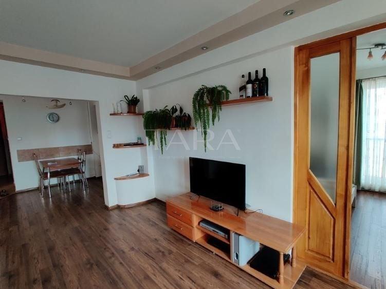 Apartament cu 4 camere decomandat, mobilat în Zorilor