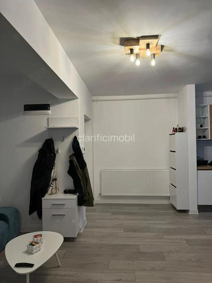 Apartament 3 camere bloc nou et 8