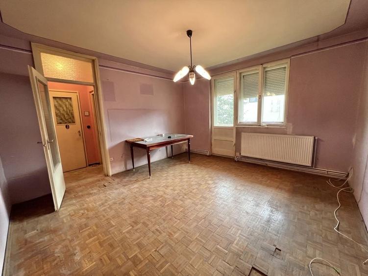 Apartament cu 2 camere semidecomandat în Central