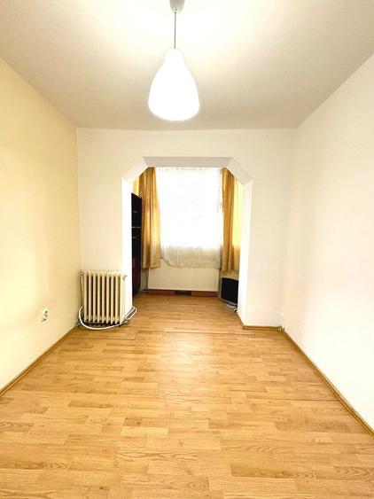 Apartament 3 camere 72mp zona Unitatea Militara 85000eur neg - 9