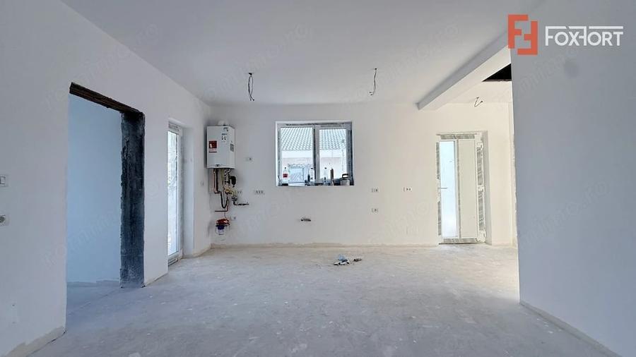 Casă cu 3 camere cu Teren 250 Mp în Albina