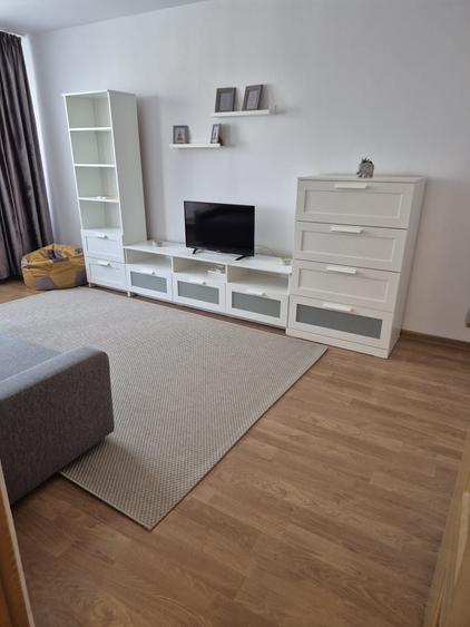 Apartament cu 2 camere decomandat în Runcu