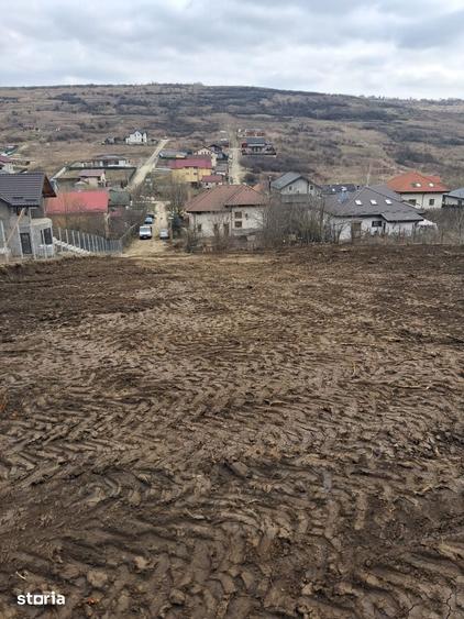 Teren de 551 mp, în Aroneanu