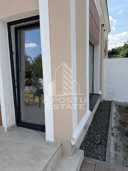 Duplex cu 4 camere cu Canalizare în Ghiroda