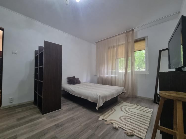 Garsonieră decomandată, mobilată în Pantelimon