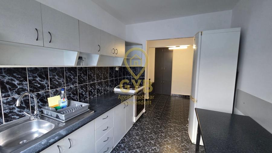 Apartament cu 3 camere decomandat, mobilat în Iosia
