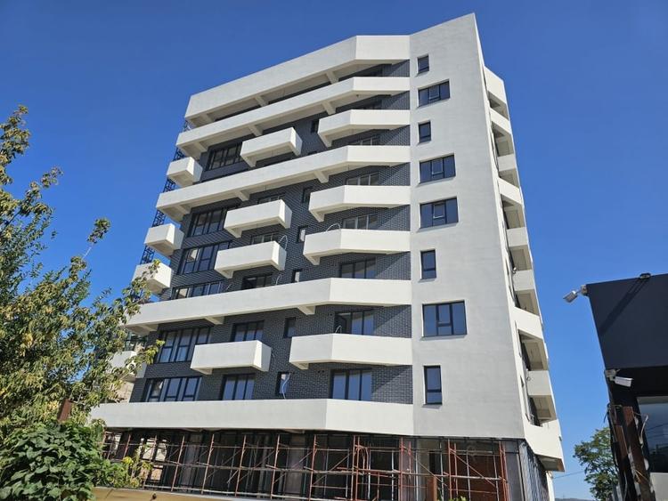 Birou, de 41.459999084473 mp, în Nicolina