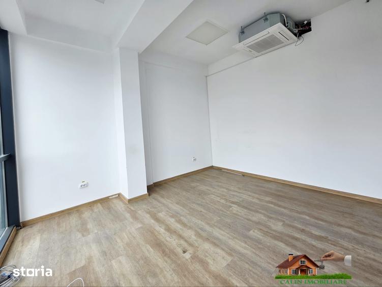 Spațiu comercial, de 560 mp, în Tătărași