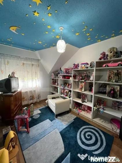 Casă cu 2 camere cu Teren 2000 Mp în Central