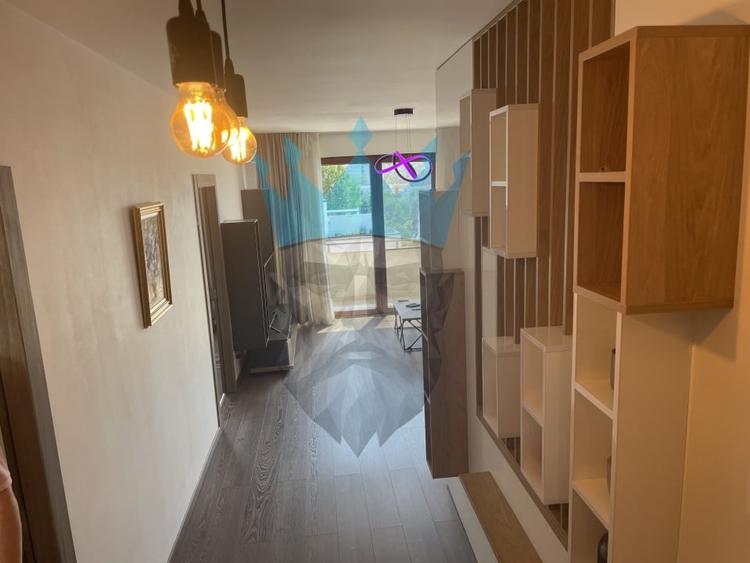 Apartament cu 3 camere decomandat, mobilat în Unirii