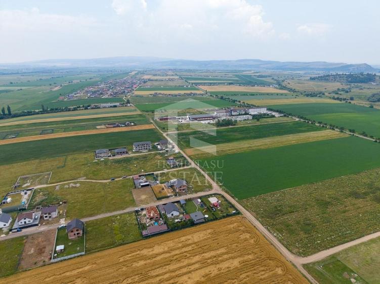 Teren Construcții intravilan de 733 mp, în Sânpetru