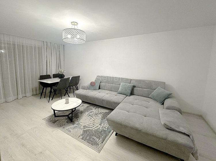 Apartament cu 2 camere decomandat, mobilat în Tractorul