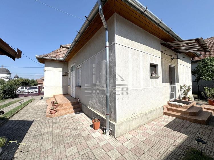 Casă individuală cu 4 camere cu Canalizare în Ultracentral