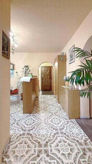 Apartament cu 3 camere în Florilor