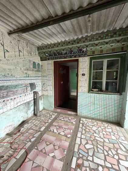 Casă cu Teren 1352 Mp în Central