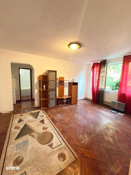 Apartament cu 2 camere semidecomandat în Tomis II