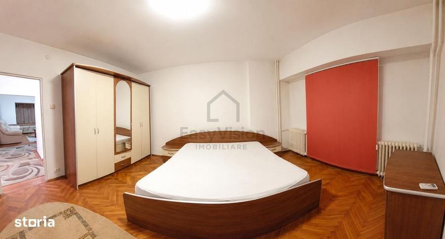 Apartament cu 4 camere decomandat în Ultracentral