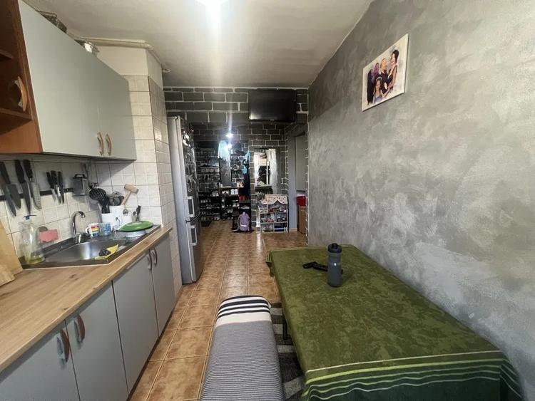 Apartament 2 camere Tomis Nord zona Rustic 100000 euro - 3