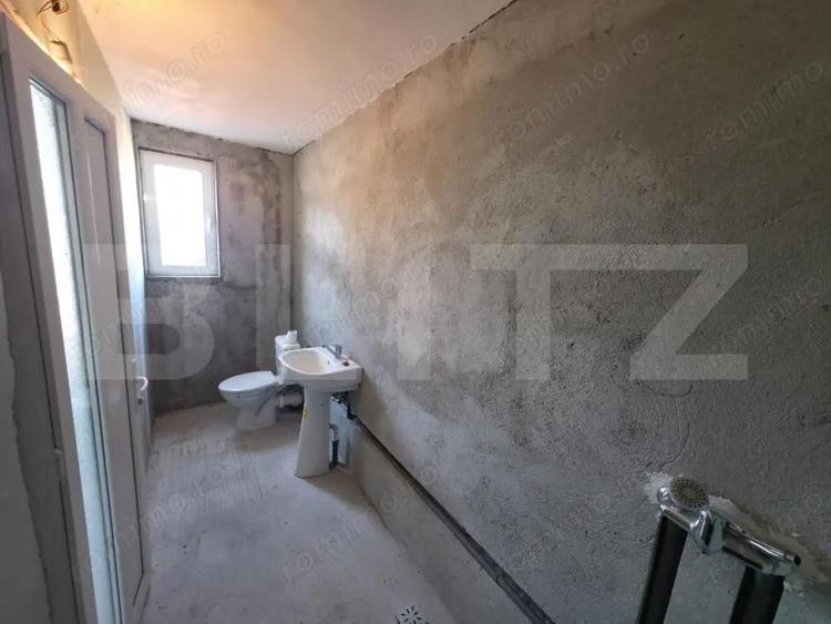 Casă cu 3 camere cu Teren 843 Mp în Central