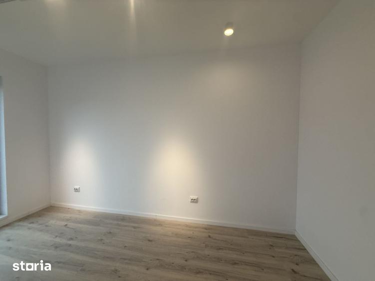 Casă cu 4 camere cu Teren 300 Mp în Dobroești