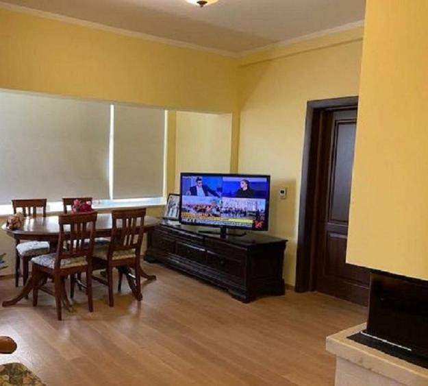 Apartament cu 4 camere decomandat în Grigorescu