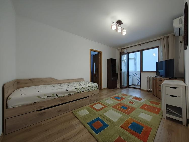 Apartament cu 2 camere nedecomandat, mobilat în Casa de Cultură