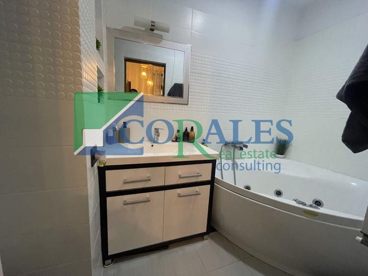 Apartament cu 3 camere nedecomandat, mobilat în Odobescu