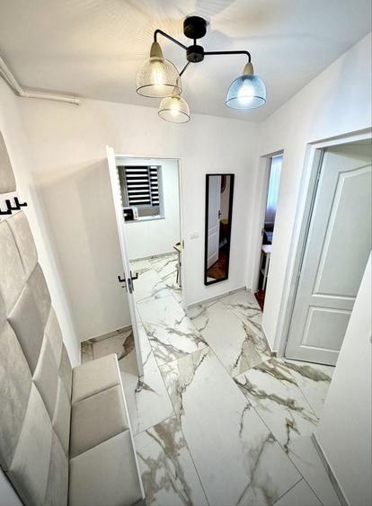Garsonieră decomandată în Complex Studențesc