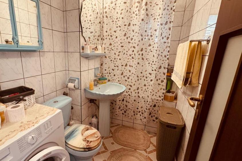 🏡 Apartament 3 camere decomandat | Zona Astra | Etaj 1 | 2 băi | Be - 9