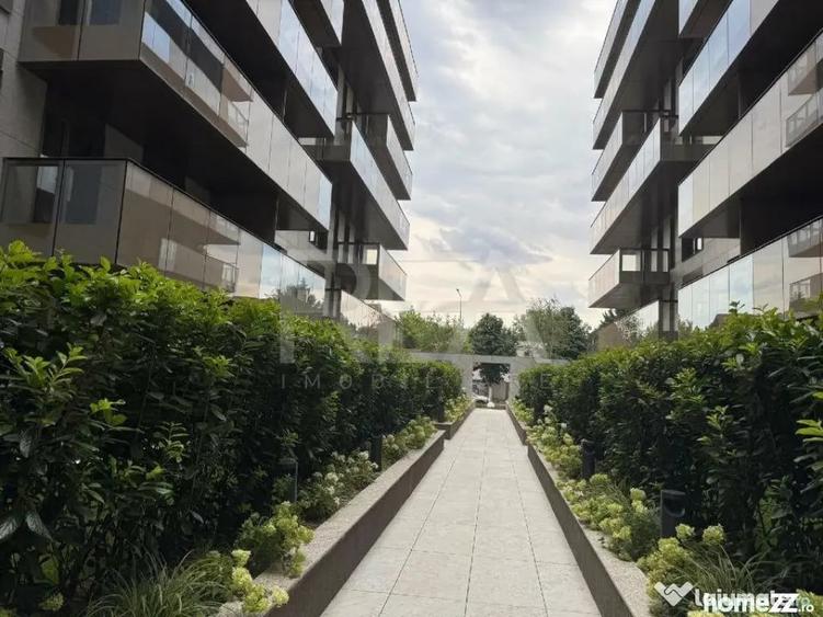 Apartament cu 3 camere decomandat în Iancului