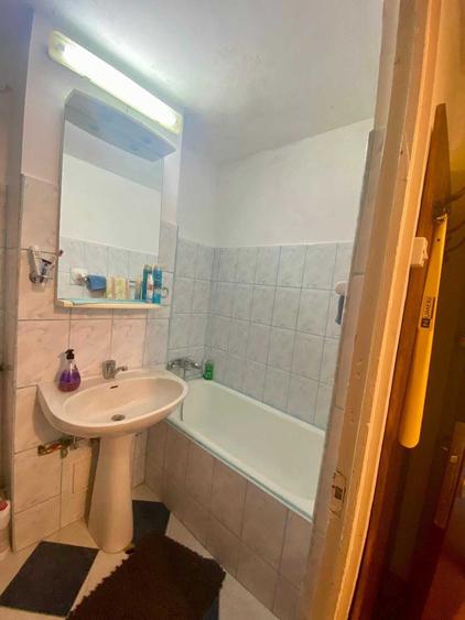Garsonieră decomandată în Dristor