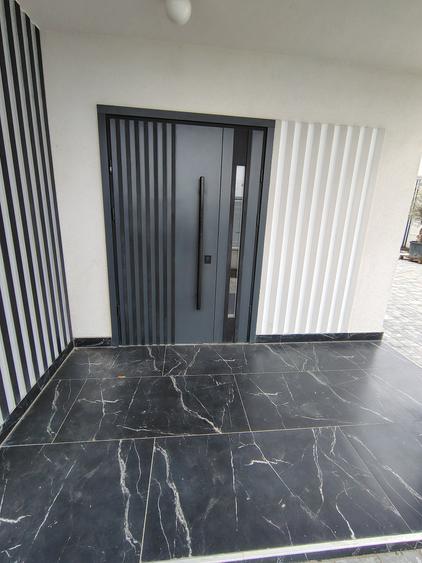 Duplex cu 4 camere cu Canalizare în Cumpăna