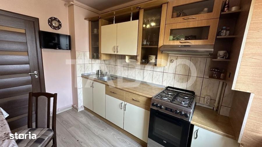 Apartament in bloc cu lift 4 camere 2 bai pivnita Mihai Viteazul Sibiu - 11